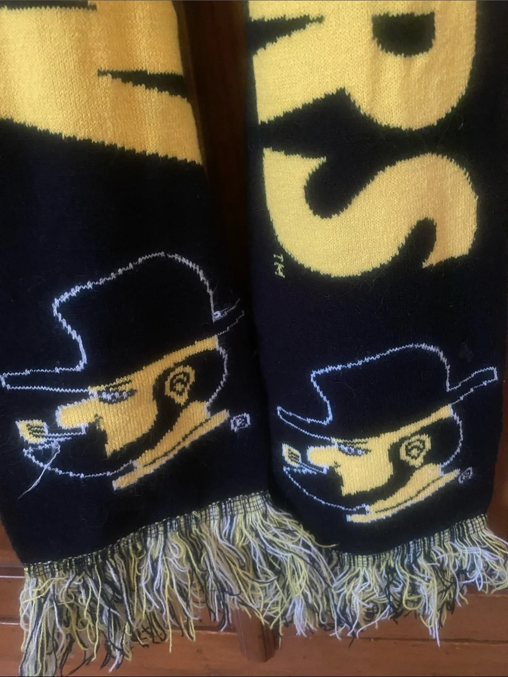 ASU Appalachian State Mountaineers Reversible Knit Scarf Black Yellow Gold